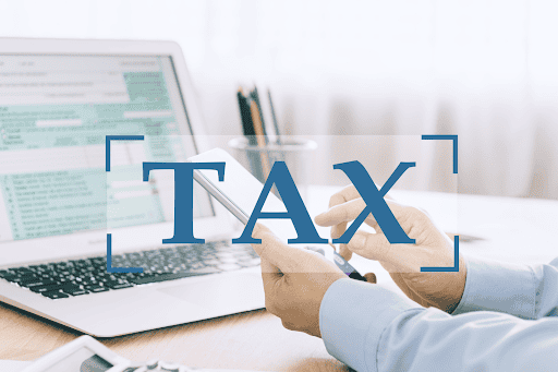 Tax-Smart Investing for Physicians: Strategies to Lower Taxes and Build Long-Term Wealth